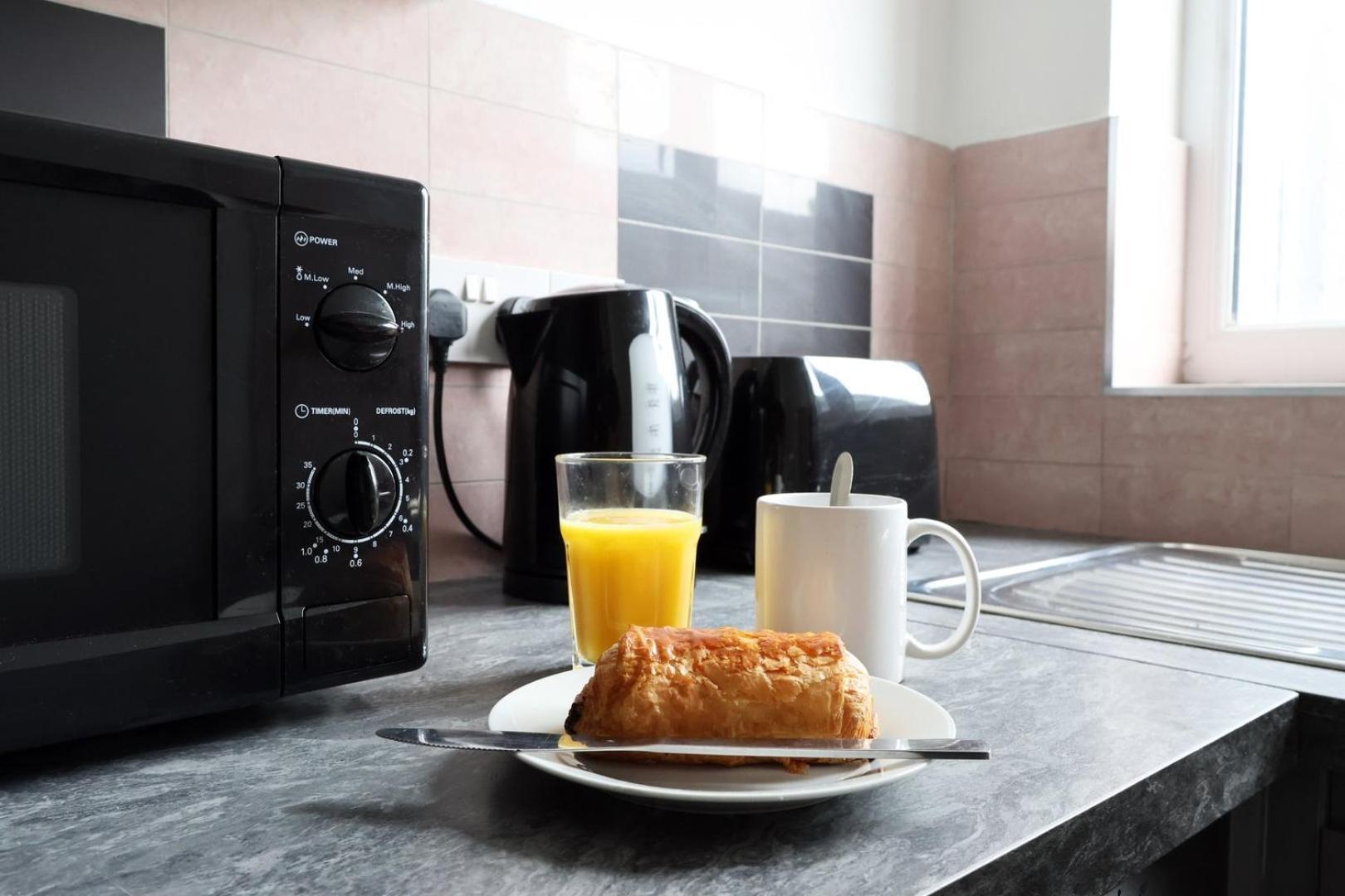 Cohost Partners | Smart Tv | 5 Min | Parking Cardiff