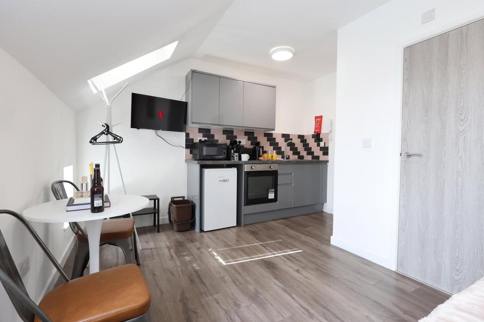 Apartamento Cohost Partners | Smart Tv | 5 Min | Parking Cardiff